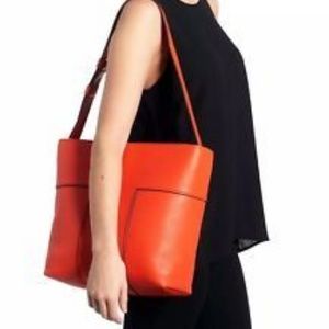 TORY BURCH BLOCK T-PEBBLED HOBO